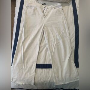 Size 34 Cropped Alexa White 7 for all mankind jeans
